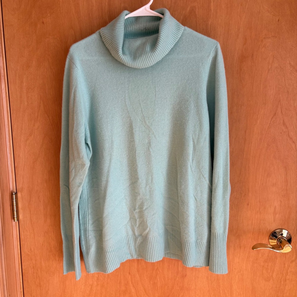 VICTOR ALFARO Pure Cashmere Light Blue Turtleneck‎ Sweater Womens M